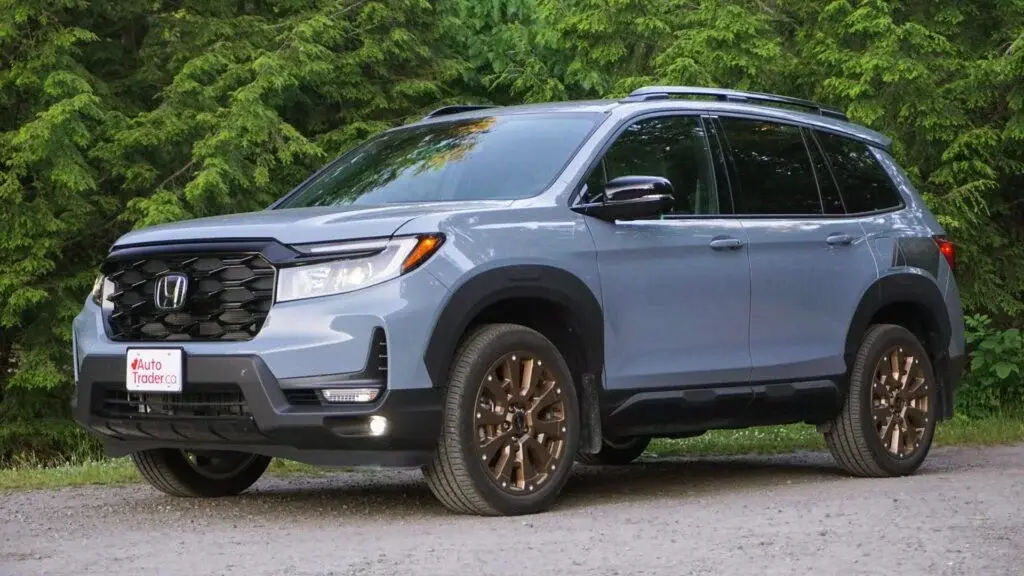 car and driver 2025 honda passport